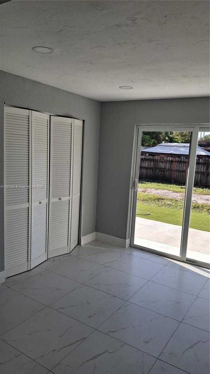 Small Image of 598 EAST 41ST ST, Hialeah Number 15