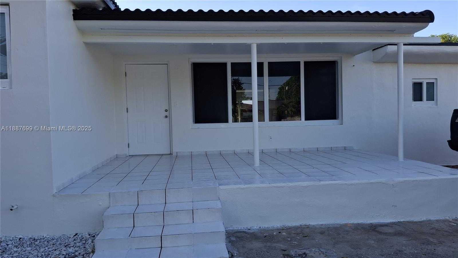 Small Image of 598 EAST 41ST ST, Hialeah Number 2