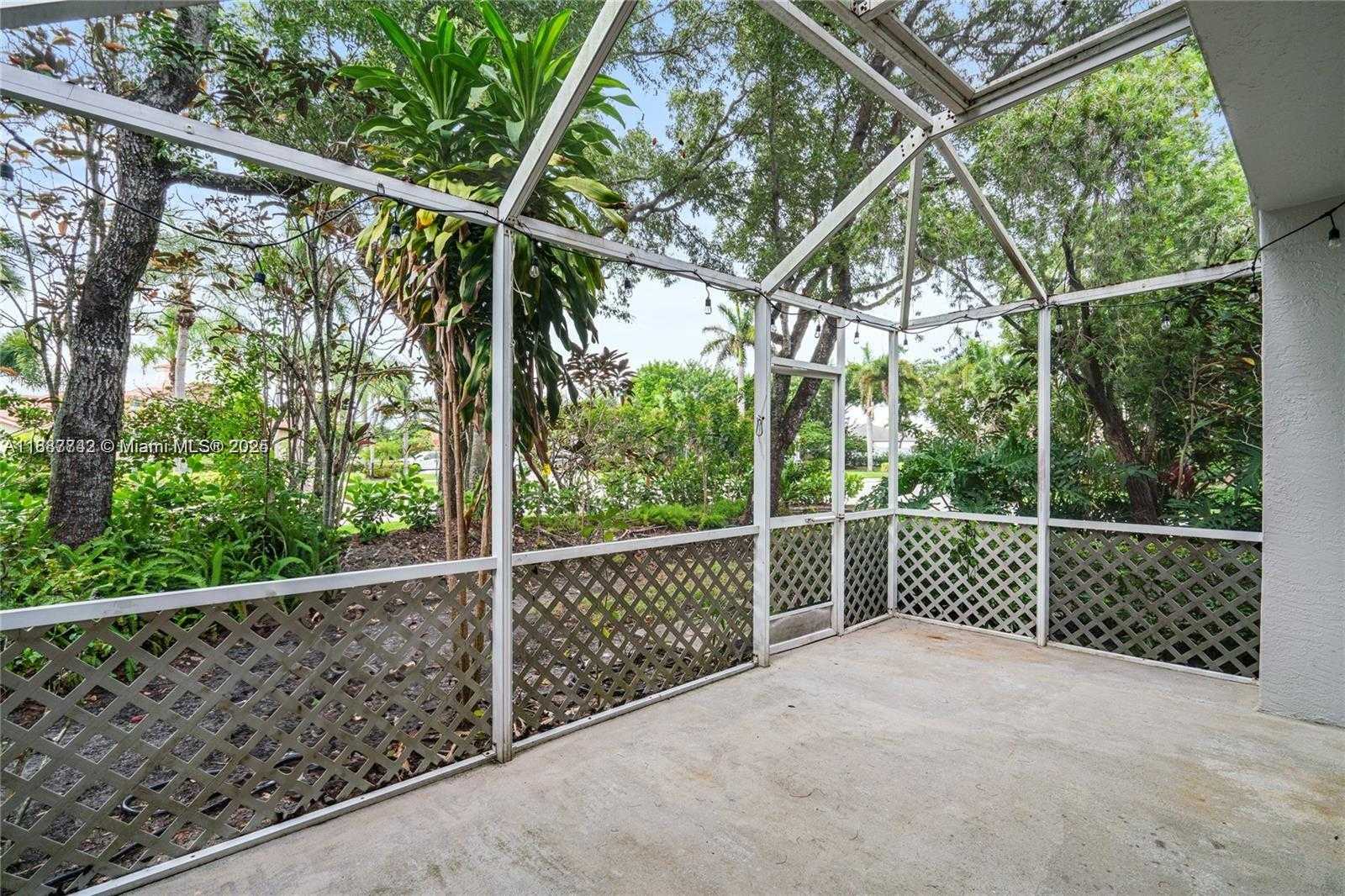 Small Image of 1162 SOUTH WEST 44TH AVE, Deerfield Beach Number 37