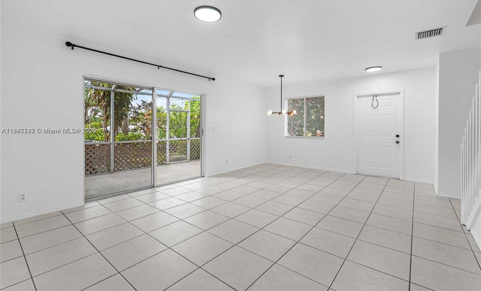 Small Image of 1162 SOUTH WEST 44TH AVE, Deerfield Beach Number 4