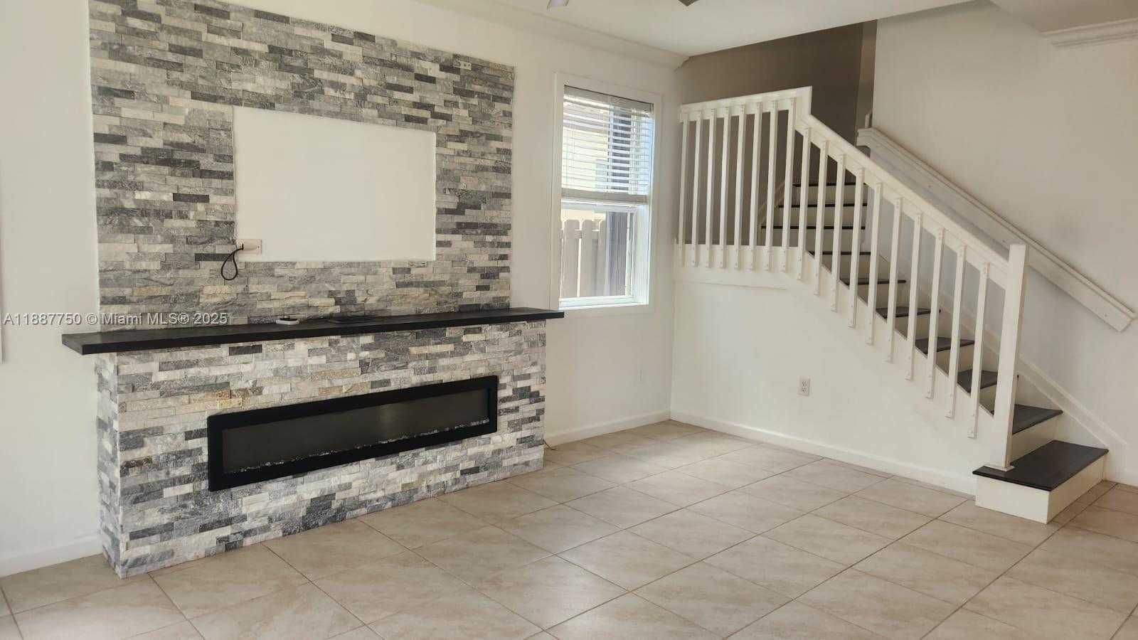 Small Image of 25309 SOUTH WEST 118TH CT #25309, Homestead Number 12