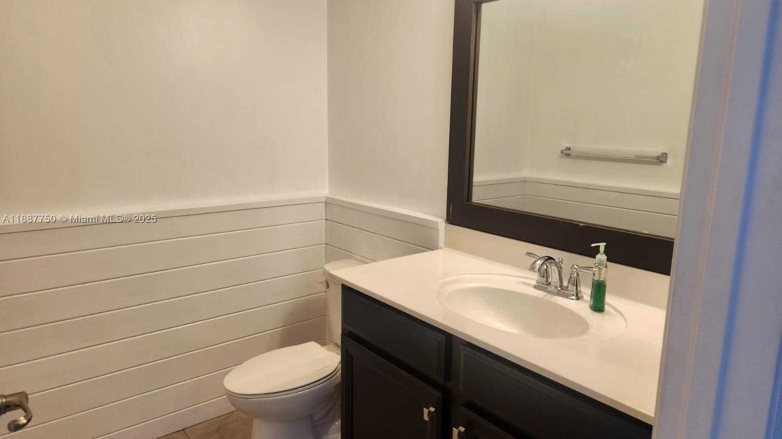 Small Image of 25309 SOUTH WEST 118TH CT #25309, Homestead Number 14