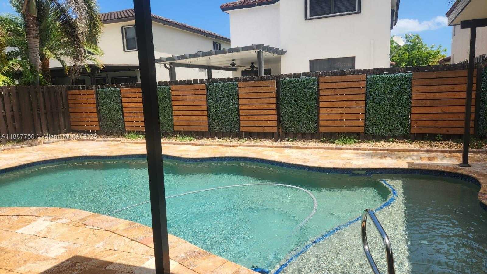 Small Image of 25309 SOUTH WEST 118TH CT #25309, Homestead Number 37