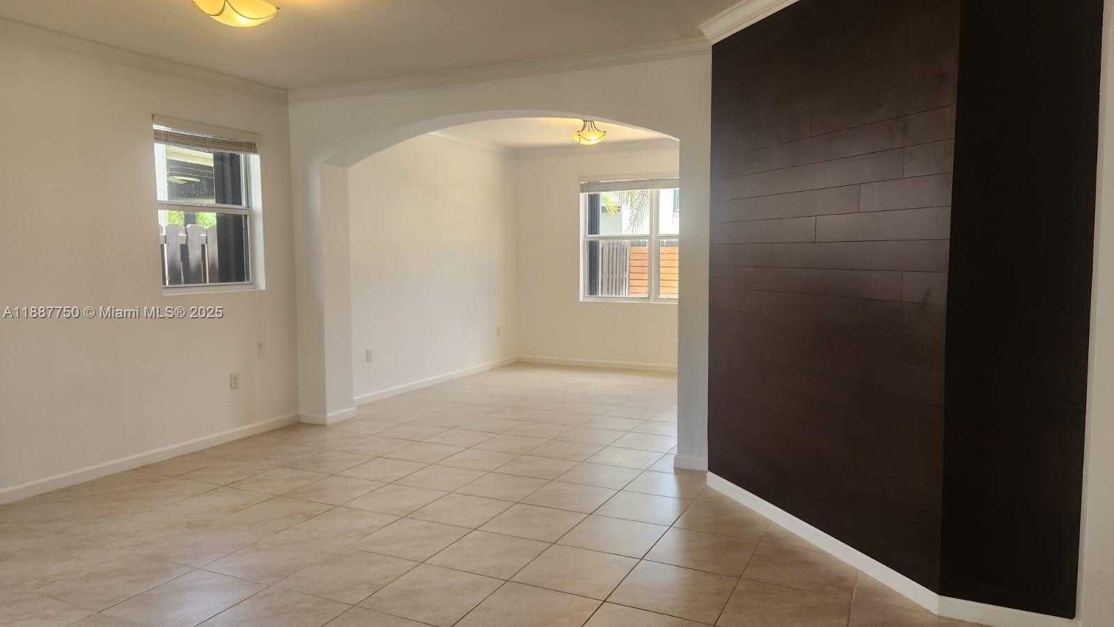 Small Image of 25309 SOUTH WEST 118TH CT #25309, Homestead Number 7