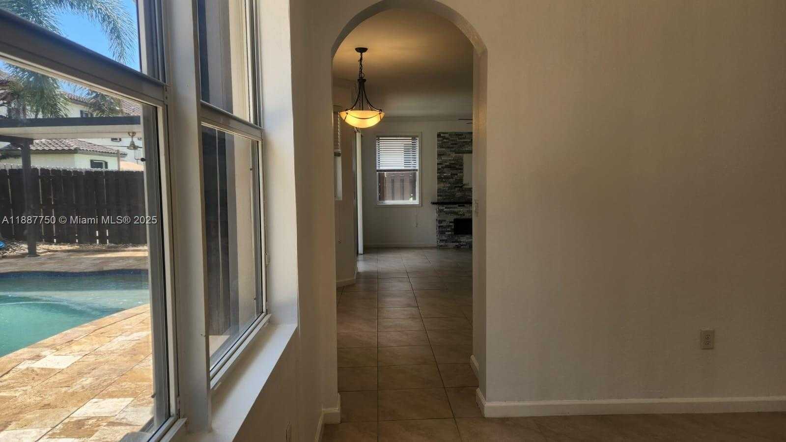 Small Image of 25309 SOUTH WEST 118TH CT #25309, Homestead Number 9