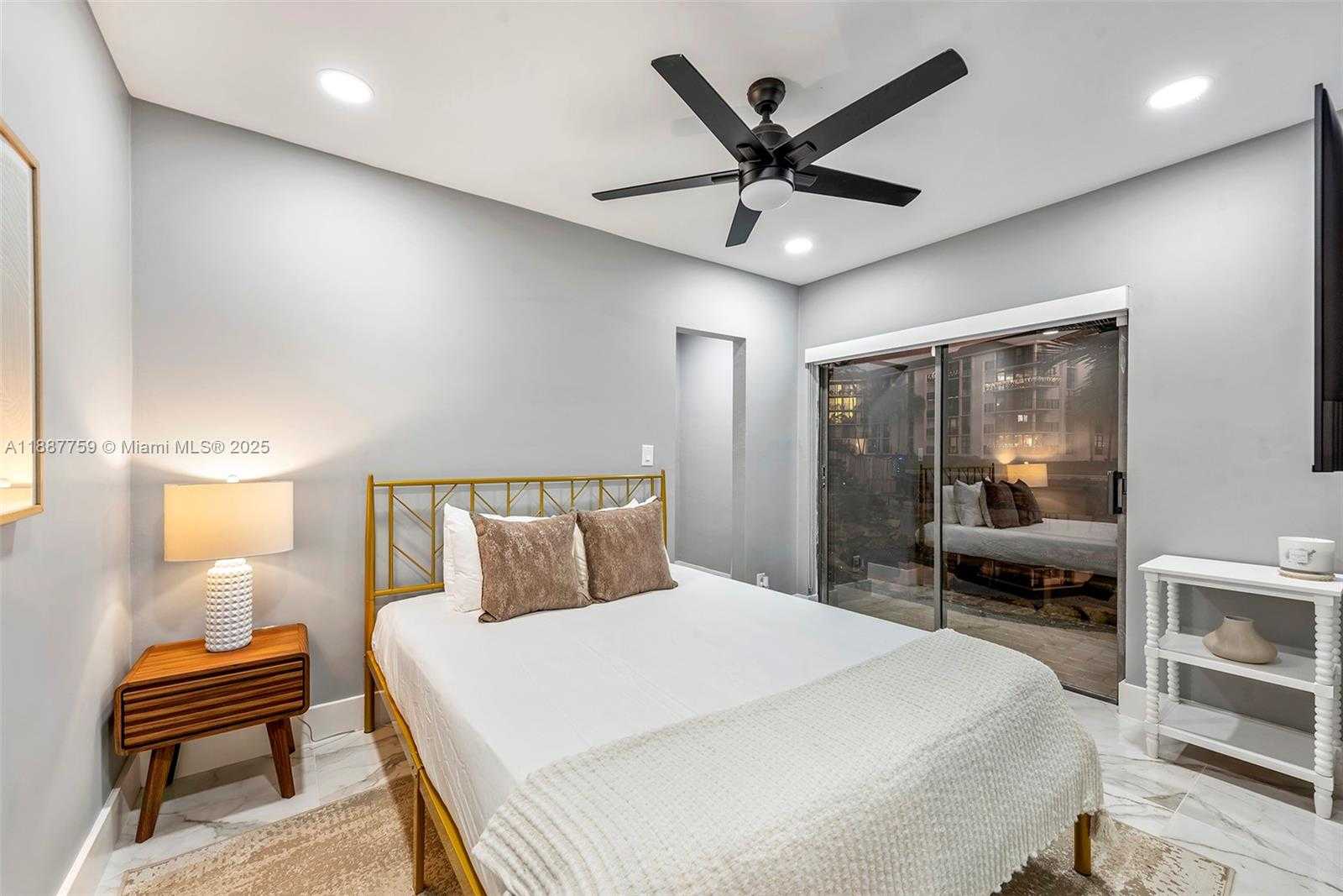 Small Image of 1030 SOUTH WEST 14TH TER, Fort Lauderdale Number 18