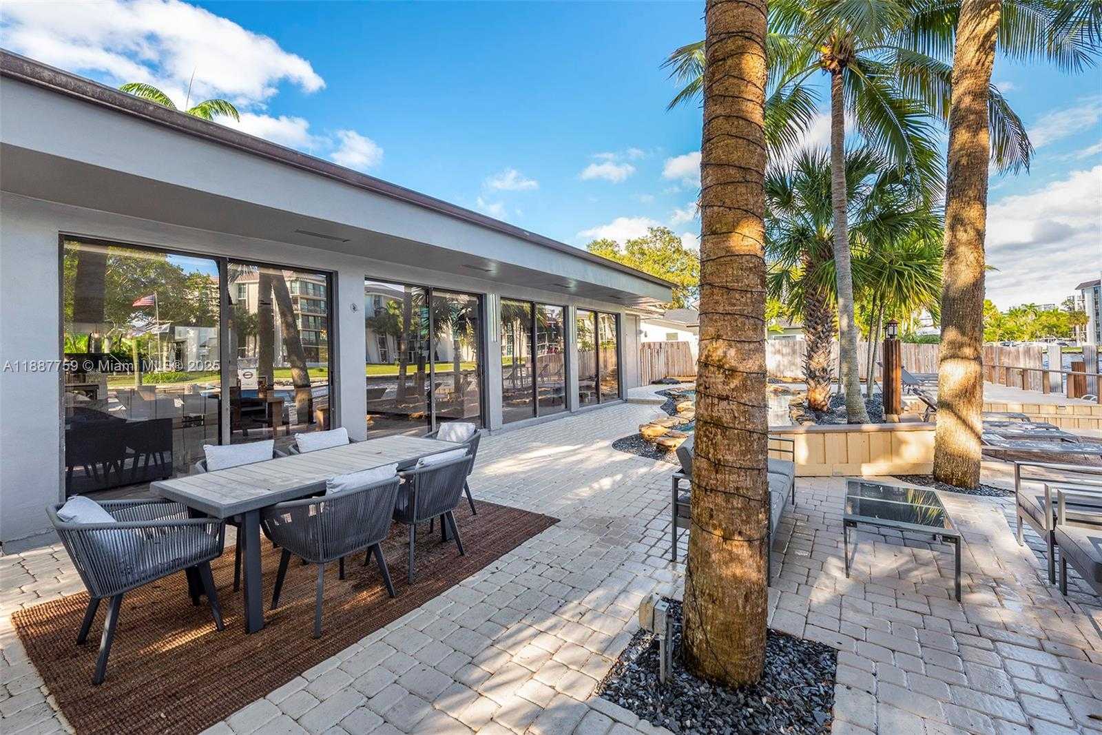 Small Image of 1030 SOUTH WEST 14TH TER, Fort Lauderdale Number 27