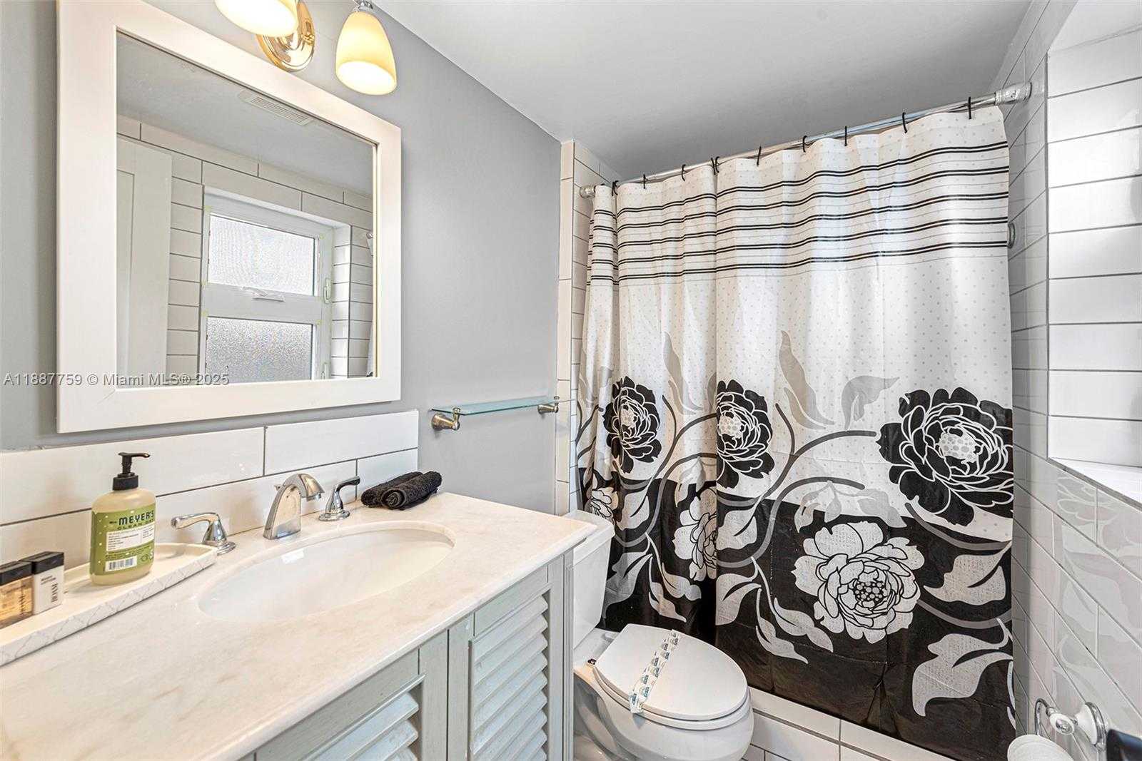 Small Image of 1030 SOUTH WEST 14TH TER, Fort Lauderdale Number 33