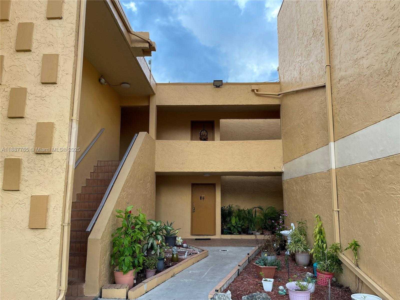 Small Image of 9301 SOUTH WEST 4TH ST #224C, Miami Number 15