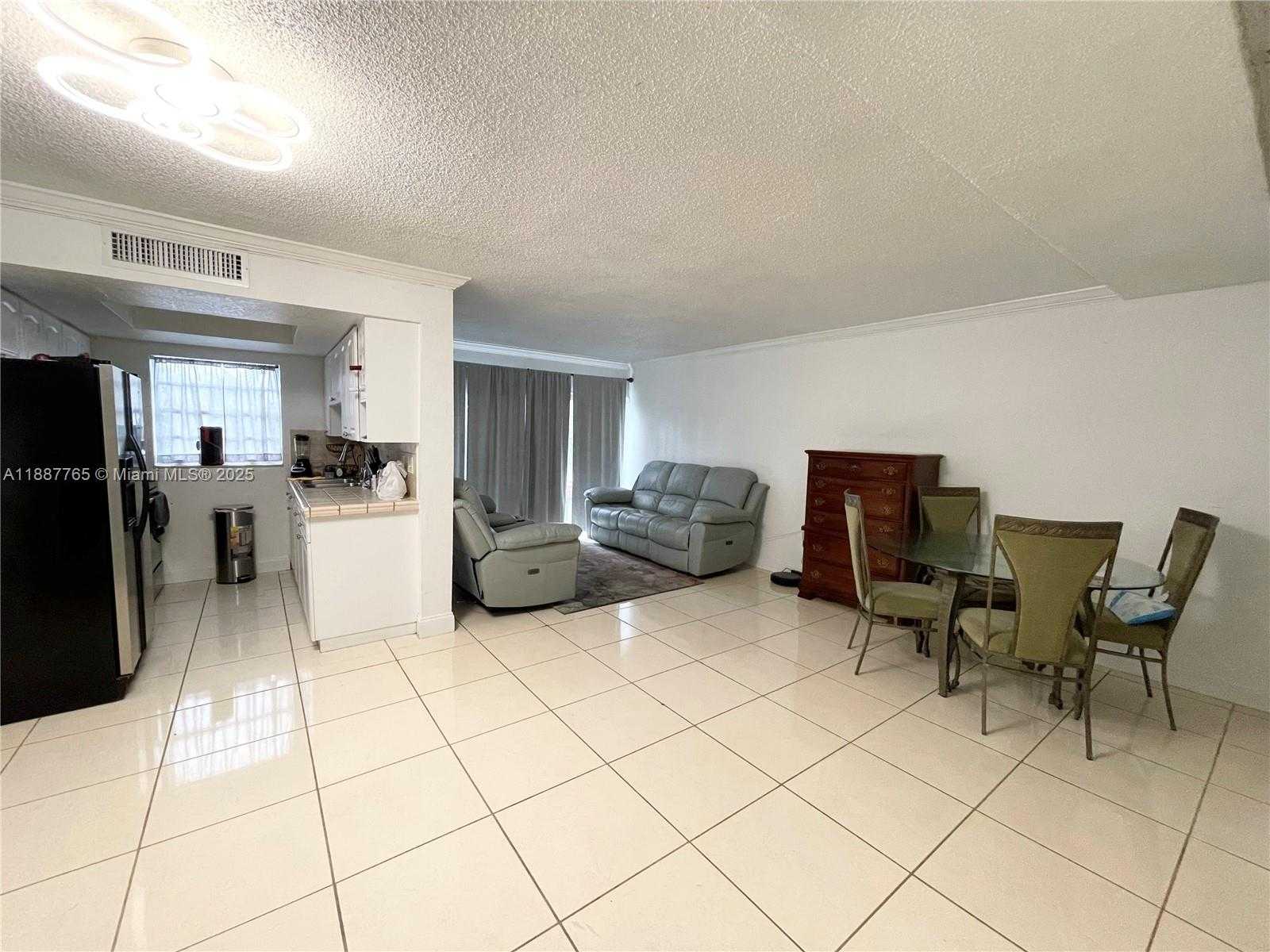 Small Image of 9301 SOUTH WEST 4TH ST #224C, Miami Number 3