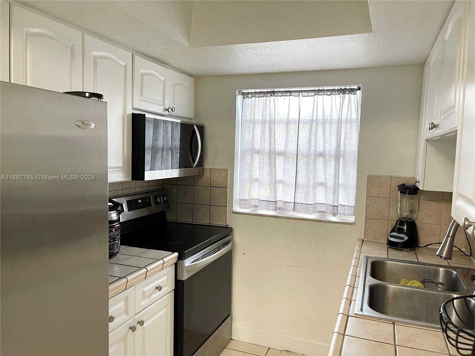 Small Image of 9301 SOUTH WEST 4TH ST #224C, Miami Number 6