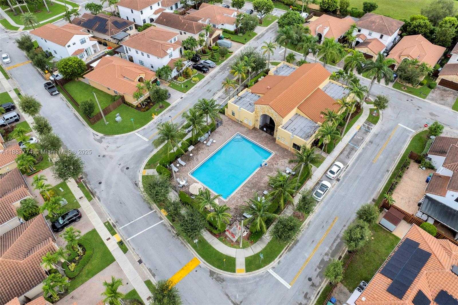 Small Image of 9770 NORTH WEST 10TH ST #9770, Miami Number 10