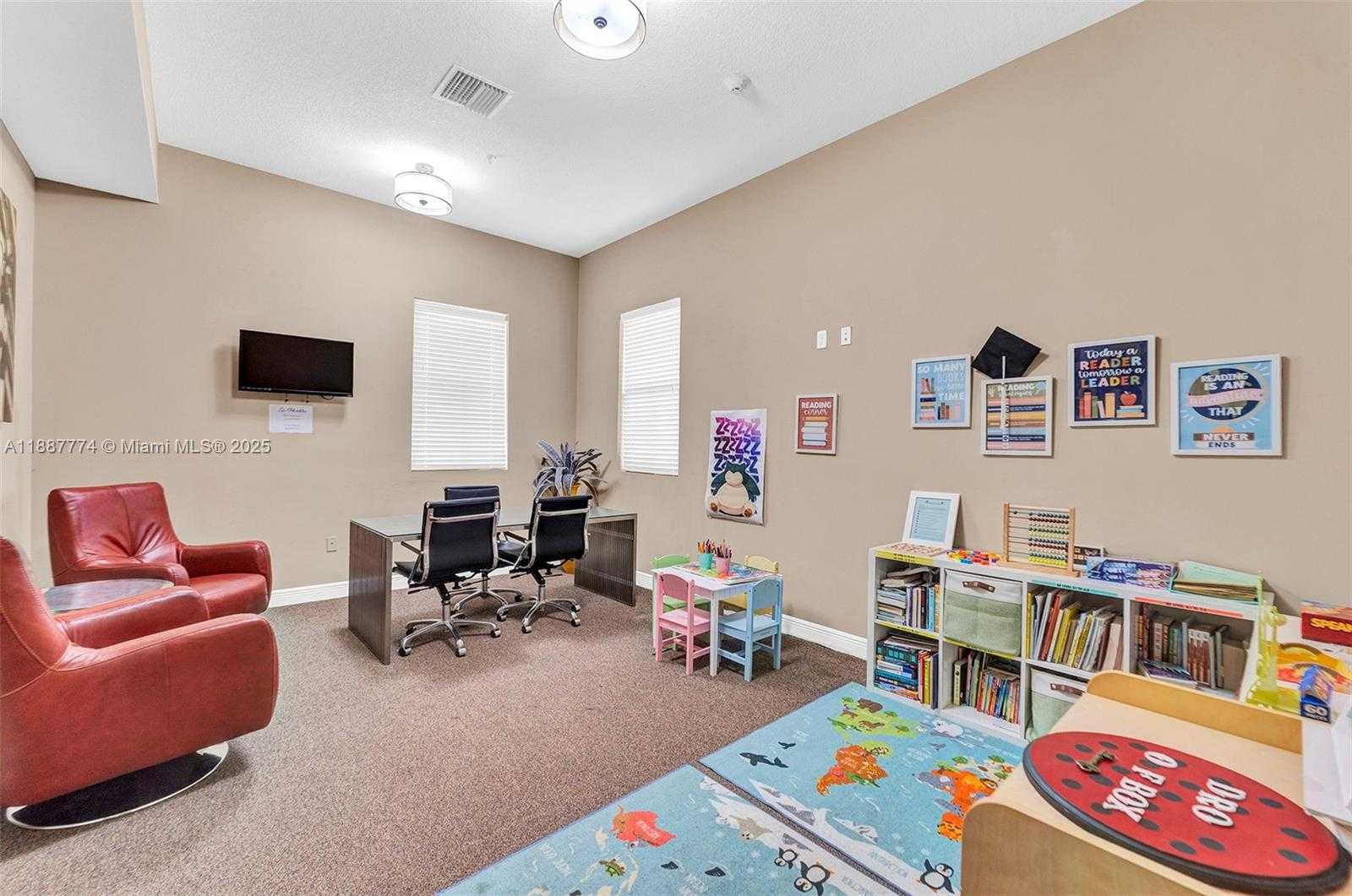 Small Image of 9770 NORTH WEST 10TH ST #9770, Miami Number 18