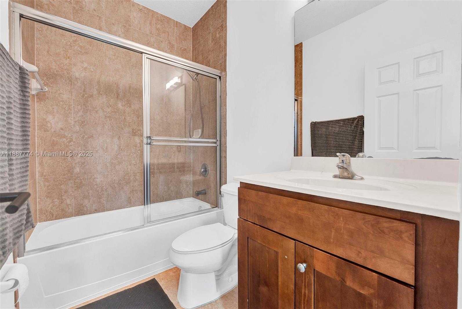 Small Image of 9770 NORTH WEST 10TH ST #9770, Miami Number 31