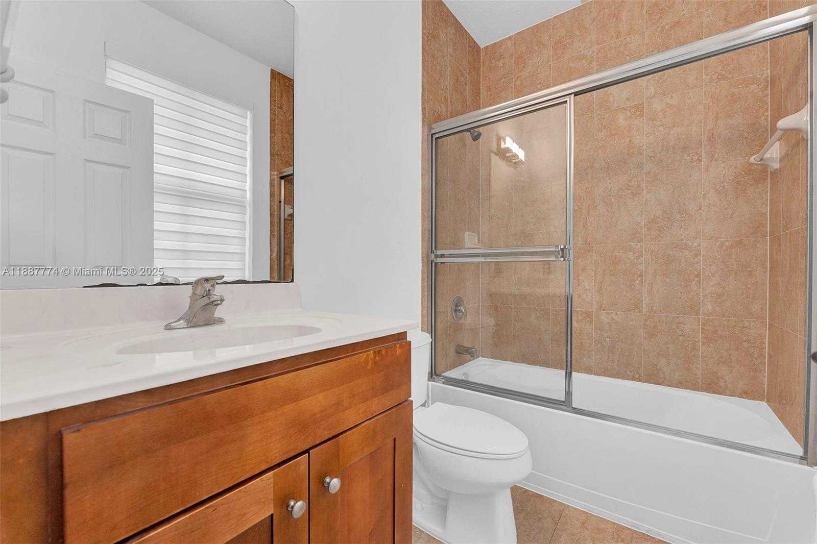 Small Image of 9770 NORTH WEST 10TH ST #9770, Miami Number 34