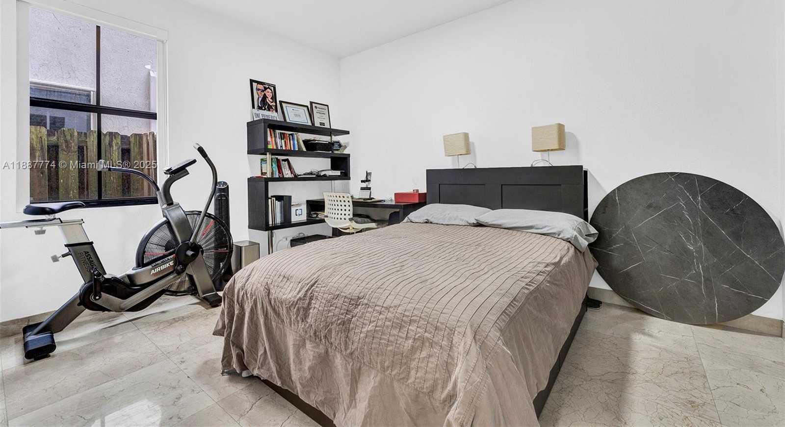 Small Image of 9770 NORTH WEST 10TH ST #9770, Miami Number 35