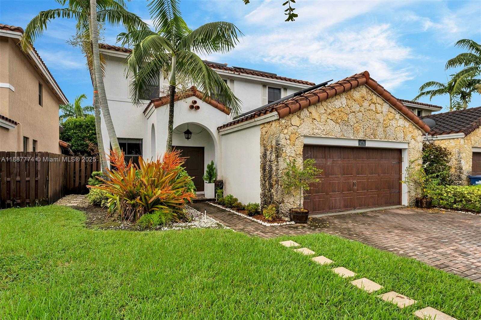 Small Image of 9770 NORTH WEST 10TH ST #9770, Miami Number 47