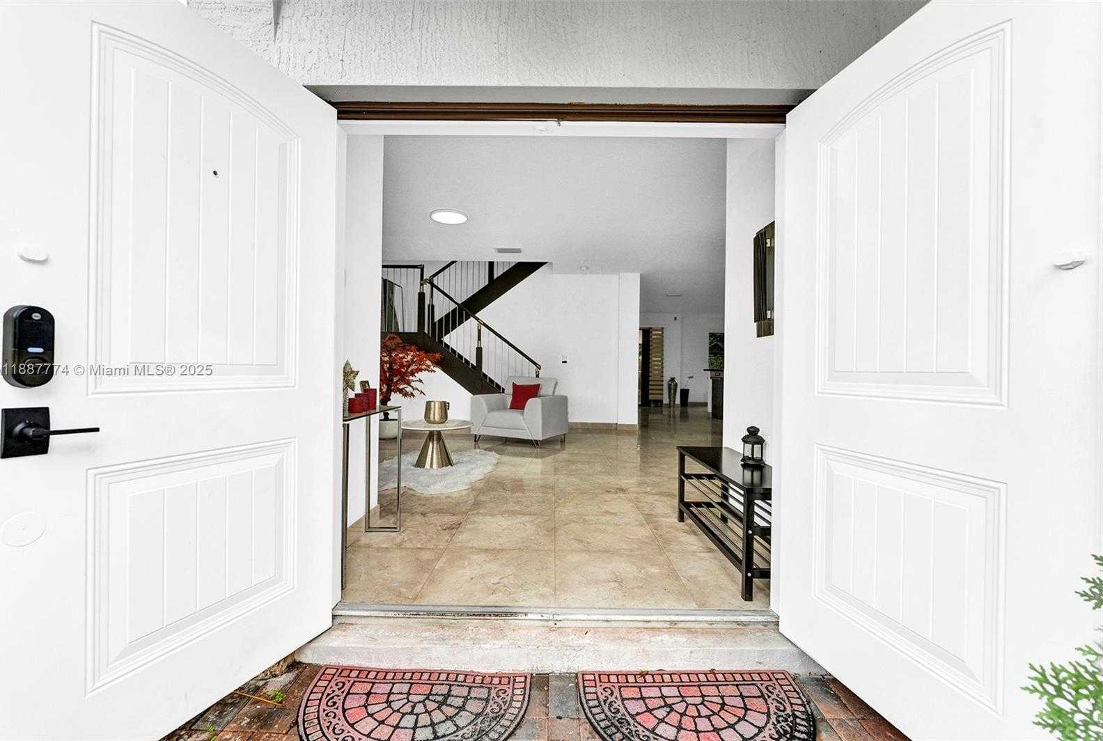 Small Image of 9770 NORTH WEST 10TH ST #9770, Miami Number 48