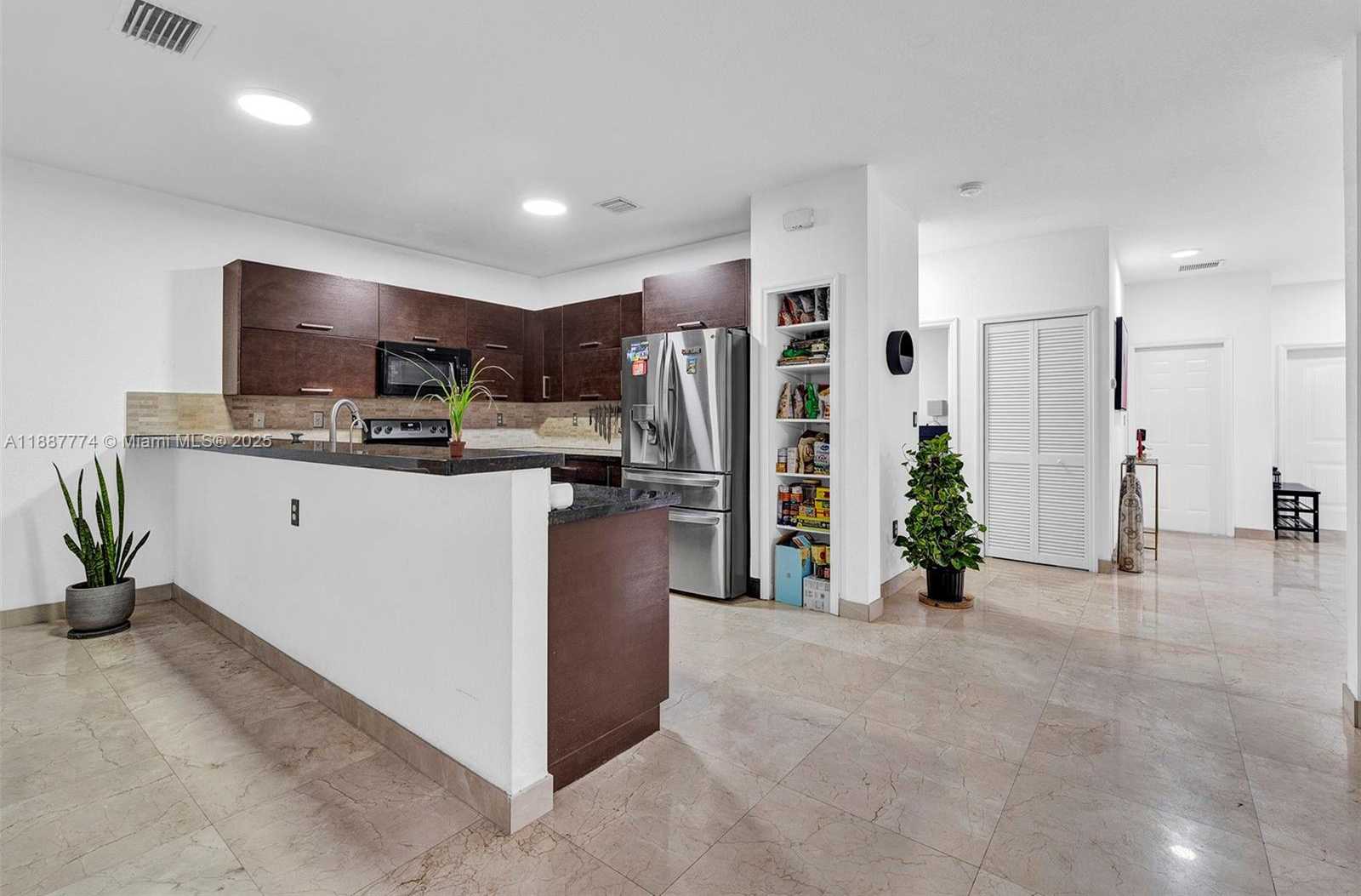 Small Image of 9770 NORTH WEST 10TH ST #9770, Miami Number 49