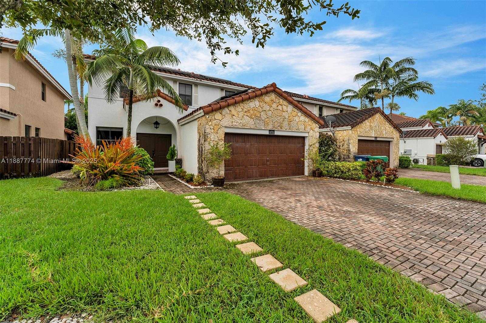 Small Image of 9770 NORTH WEST 10TH ST #9770, Miami Number 62