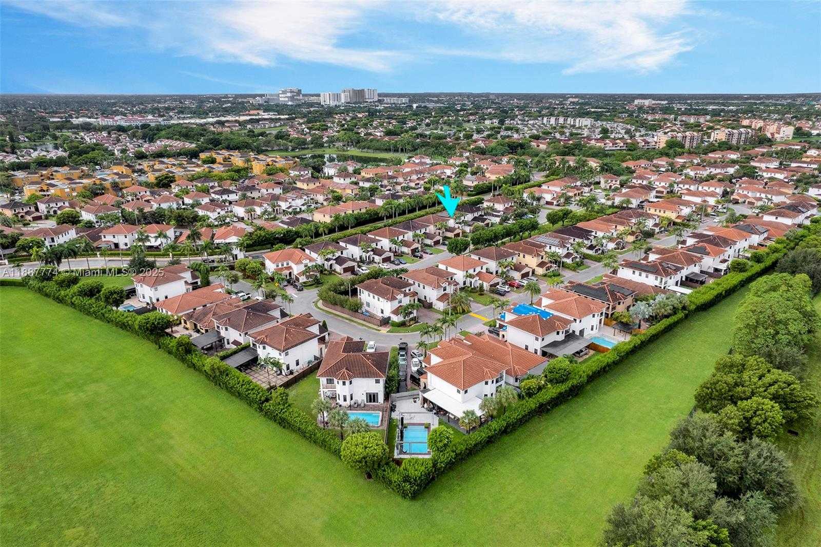 Small Image of 9770 NORTH WEST 10TH ST #9770, Miami Number 8