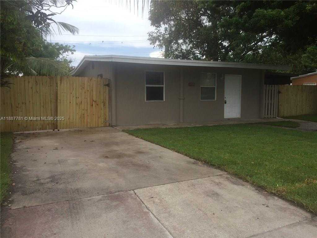 Small Image of 4510 SOUTH WEST 38TH ST #2, Hollywood Number 4