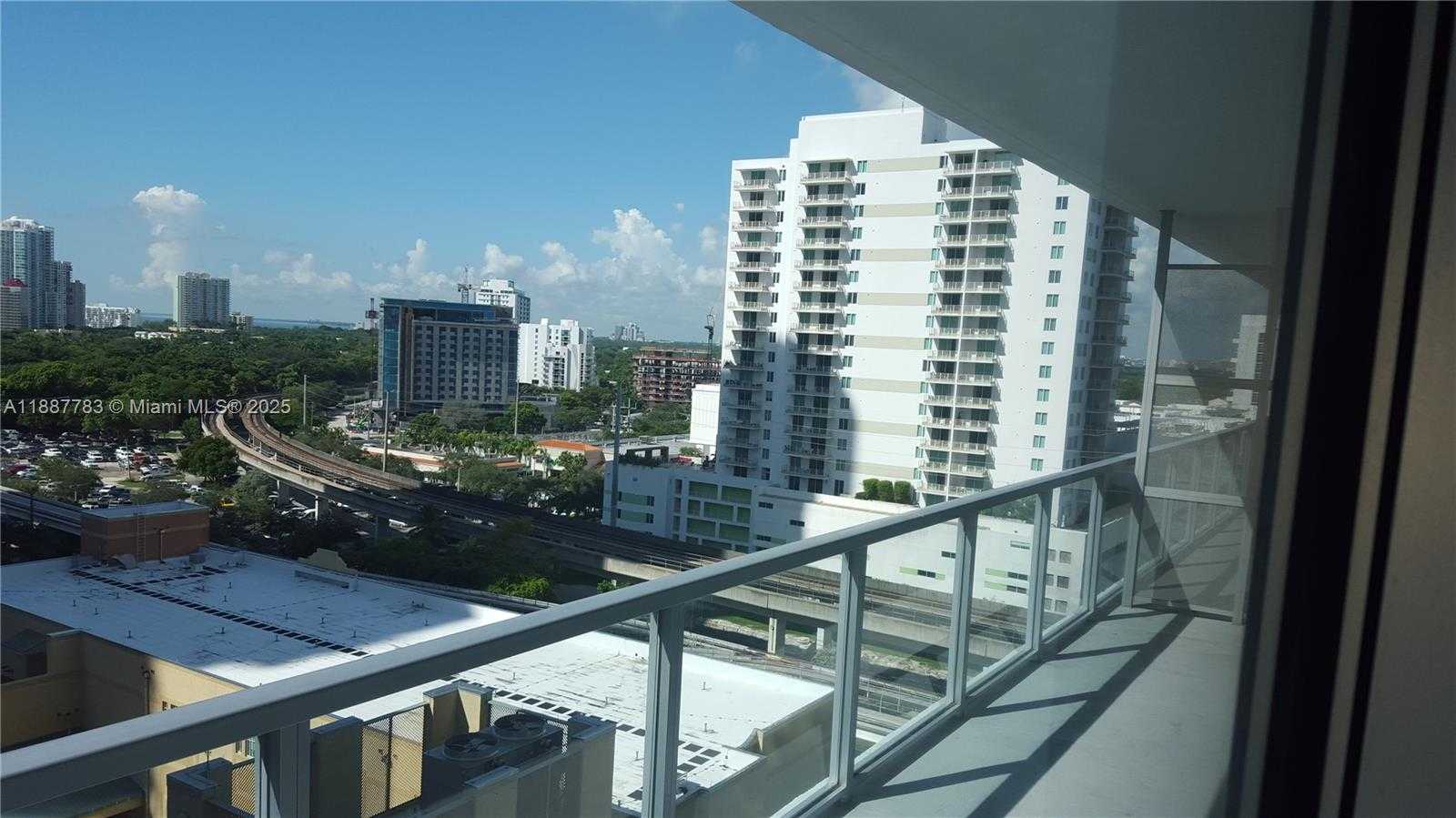 Small Image of 79 SOUTH WEST 12 ST #1506-S, Miami Number 6