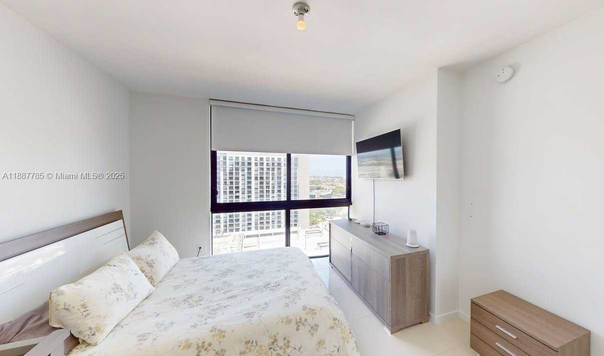 Small Image of 5300 PASEO BLVD #1607, Doral Number 9