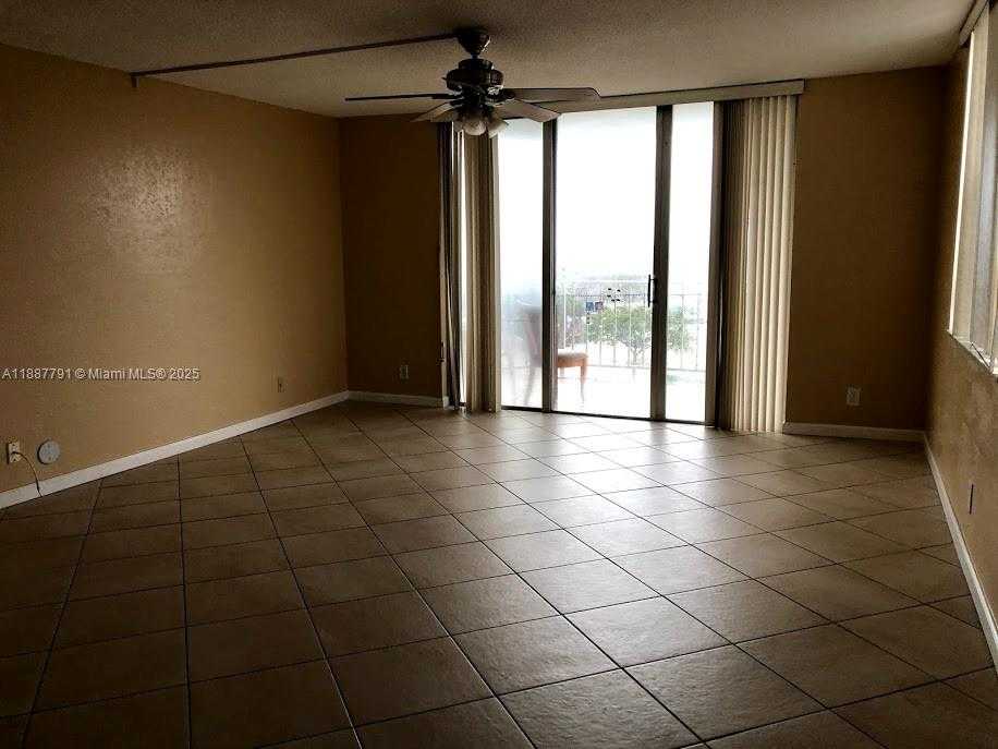 Small Image of 16710 NORTH EAST 9TH AVE #510, North Miami Beach Number 18