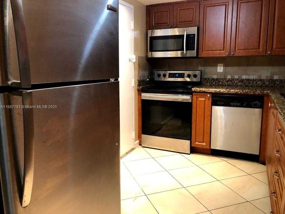 Small Image of 16710 NORTH EAST 9TH AVE #510, North Miami Beach Number 20