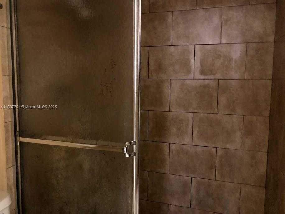 Small Image of 16710 NORTH EAST 9TH AVE #510, North Miami Beach Number 26