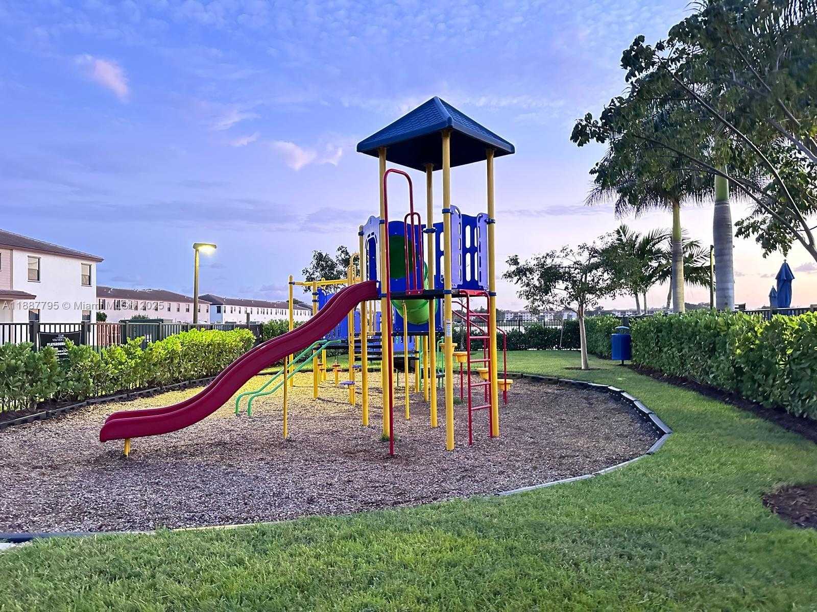 Small Image of 244 NORTH EAST 210TH WAY #244, Miami Number 15
