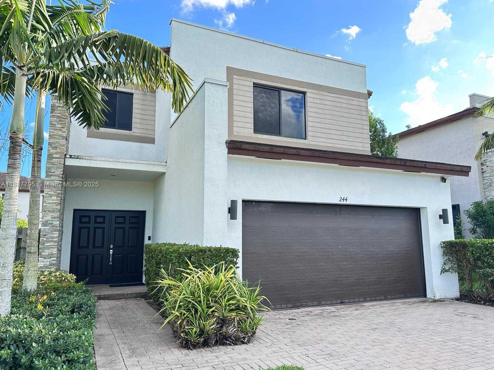 Small Image of 244 NORTH EAST 210TH WAY #244, Miami Number 7