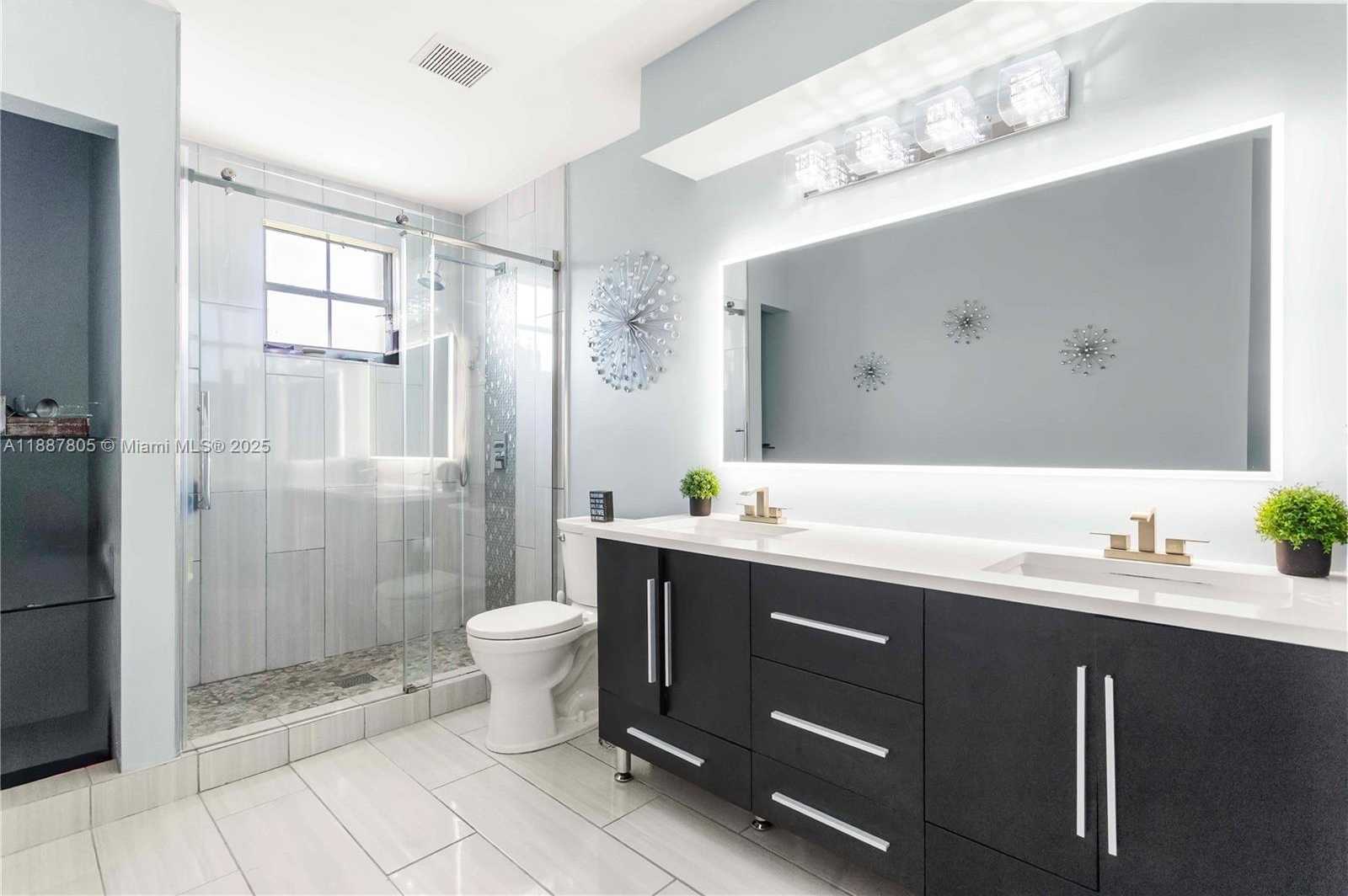 Small Image of 20773 NORTH WEST 3RD ST, Pembroke Pines Number 10