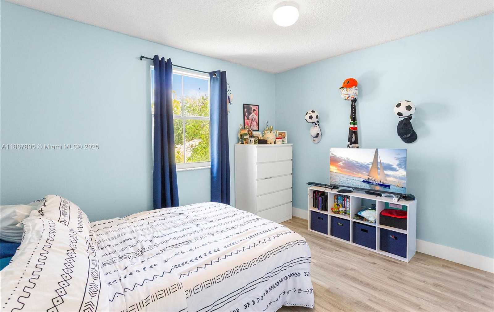 Small Image of 20773 NORTH WEST 3RD ST, Pembroke Pines Number 12
