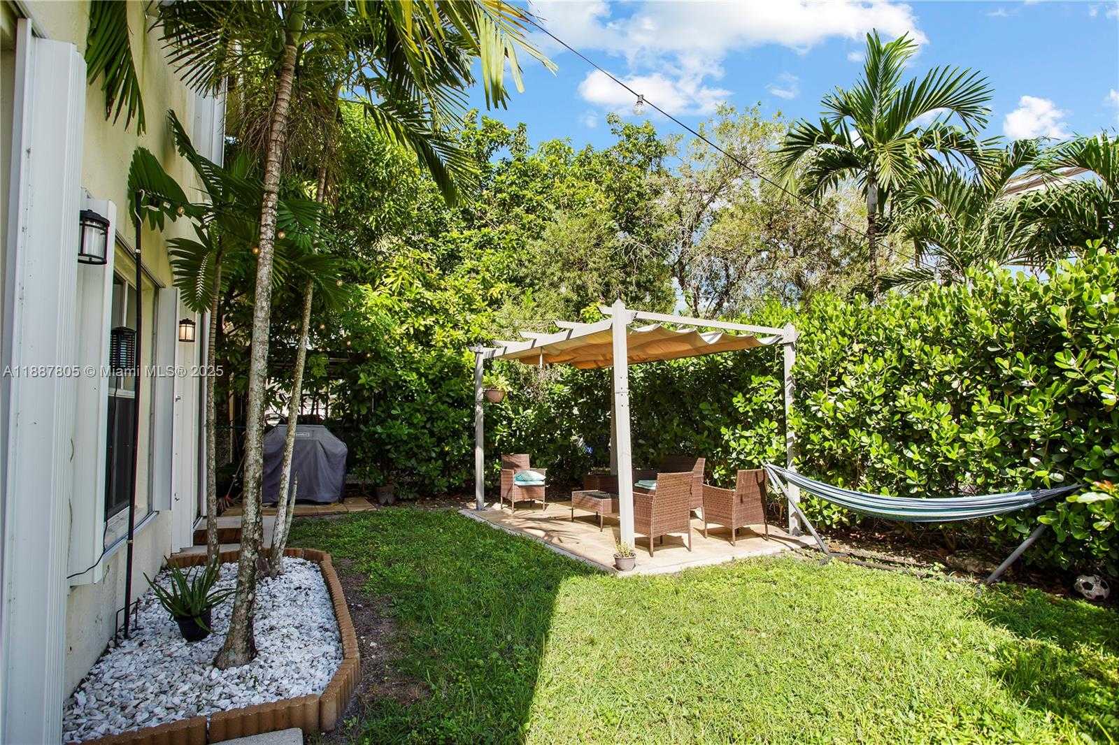 Small Image of 20773 NORTH WEST 3RD ST, Pembroke Pines Number 17