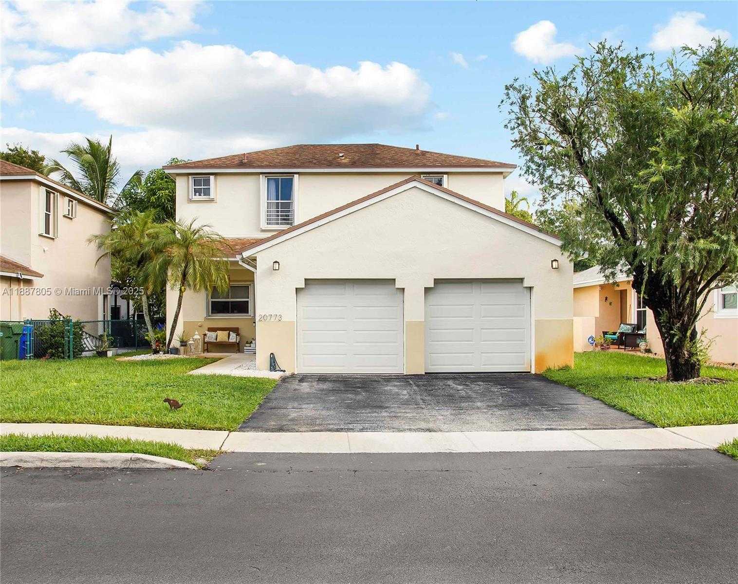Small Image of 20773 NORTH WEST 3RD ST, Pembroke Pines Number 18