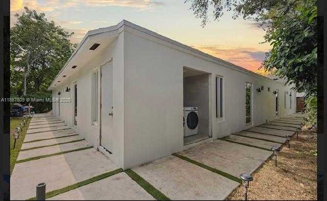 Small Image of 5855 SOUTH WEST 62ND ST #5, Miami Number 11