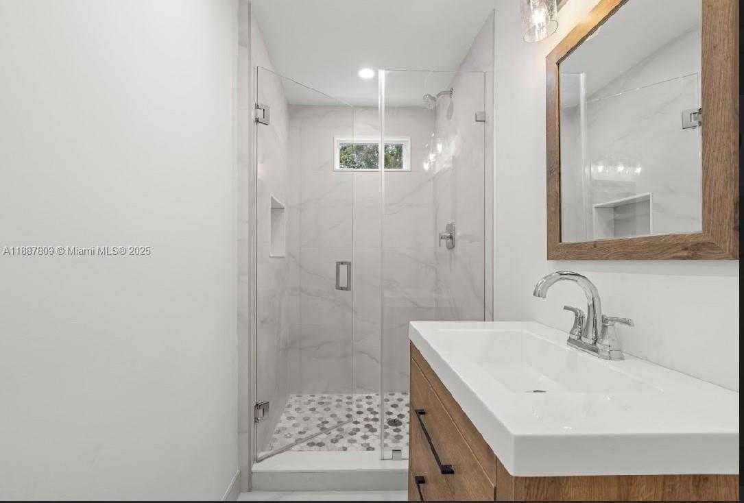 Small Image of 5855 SOUTH WEST 62ND ST #5, Miami Number 9