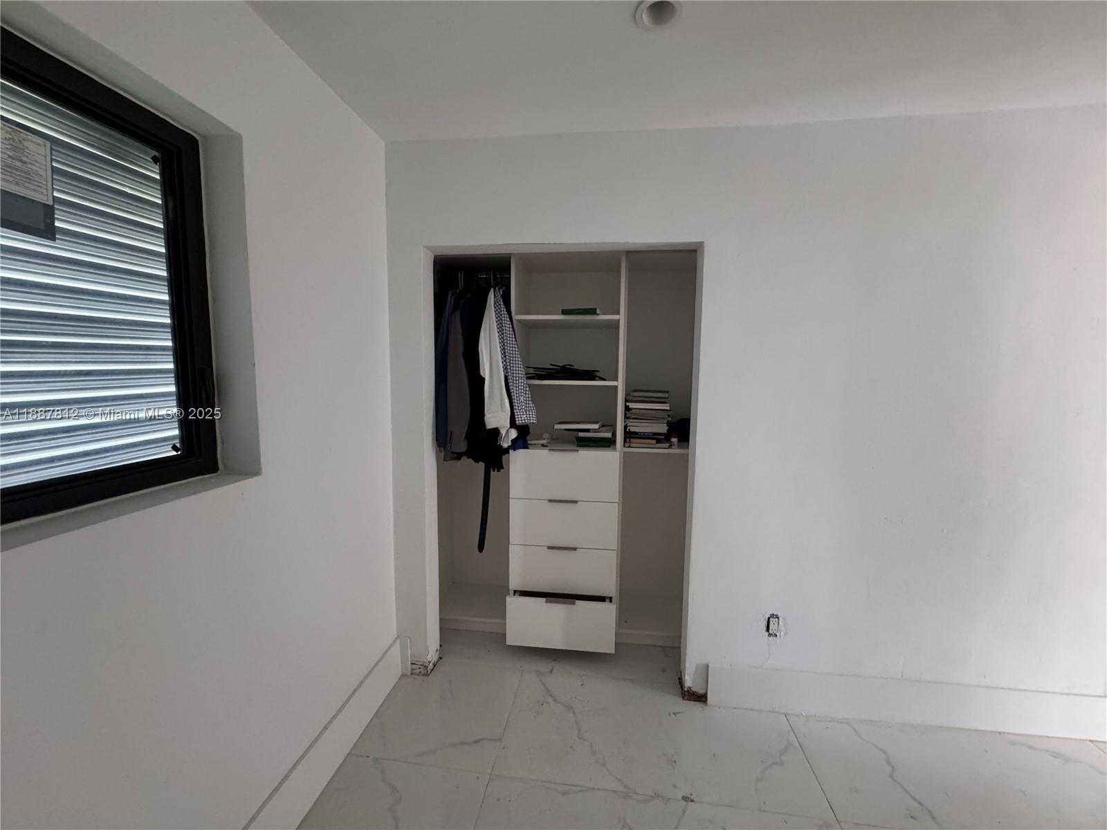 Small Image of 444 NORTH WEST 21ST ST, Homestead Number 13