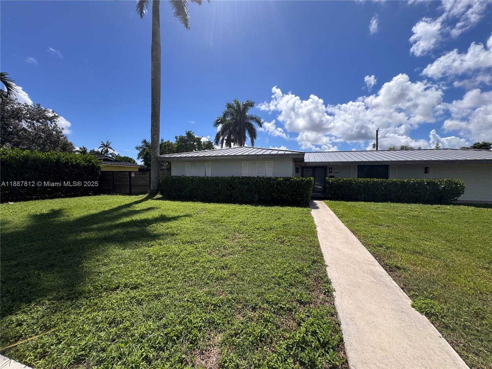 Small Image of 444 NORTH WEST 21ST ST, Homestead Number 2