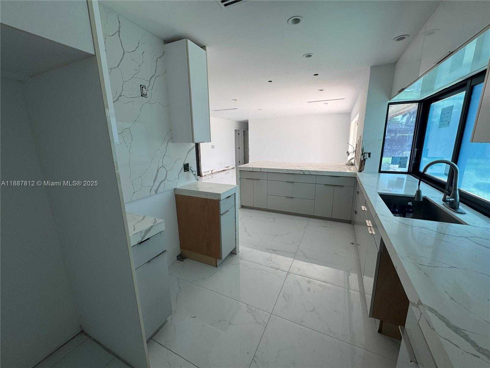 Small Image of 444 NORTH WEST 21ST ST, Homestead Number 4