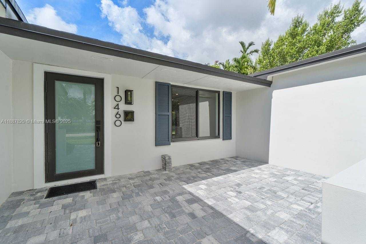Small Image of 10460 SOUTH WEST 93RD ST, Miami Number 4