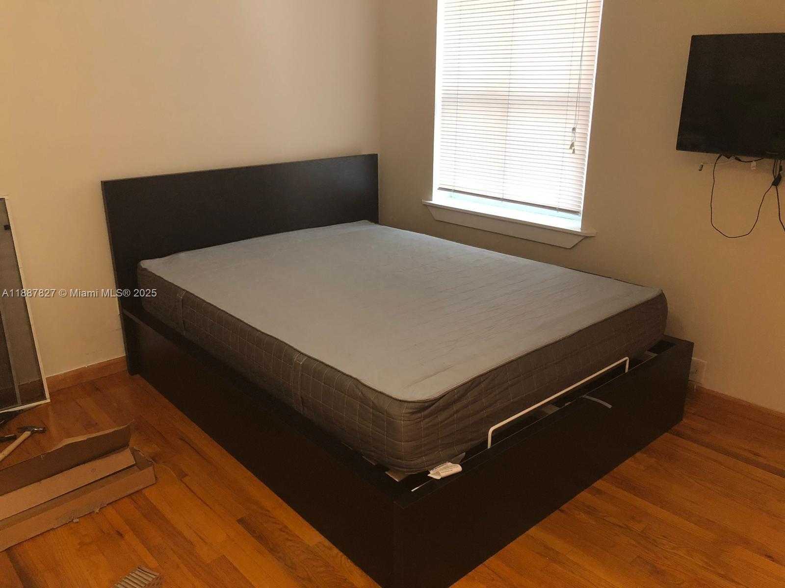 Small Image of 1308 DREXEL AV #206, Miami Beach Number 20