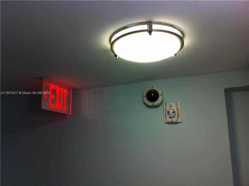 Small Image of 1308 DREXEL AV #206, Miami Beach Number 26