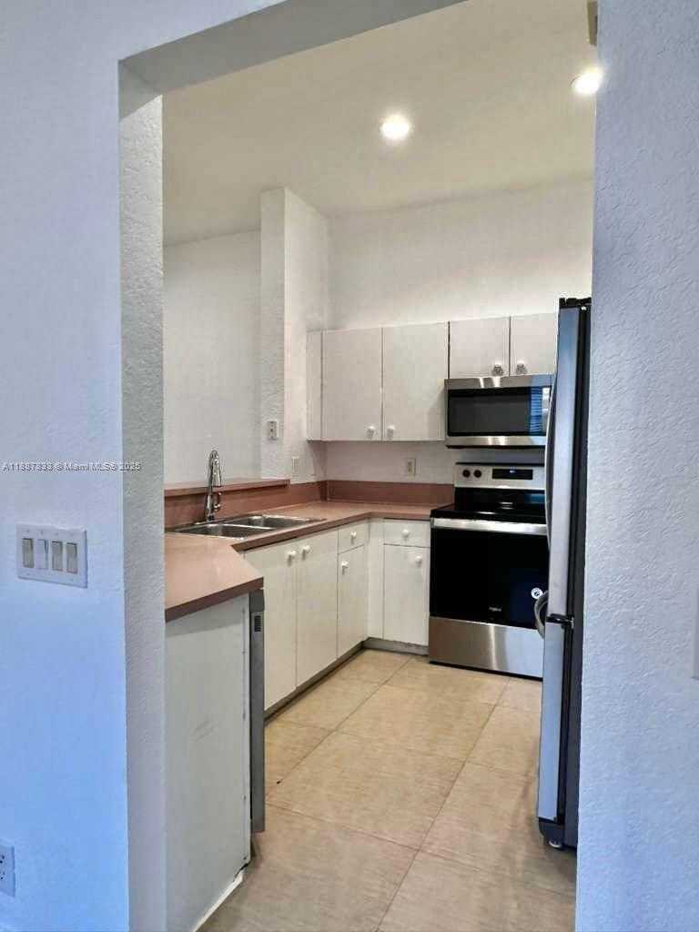 Small Image of 1761 ASPEN LN, Weston Number 10