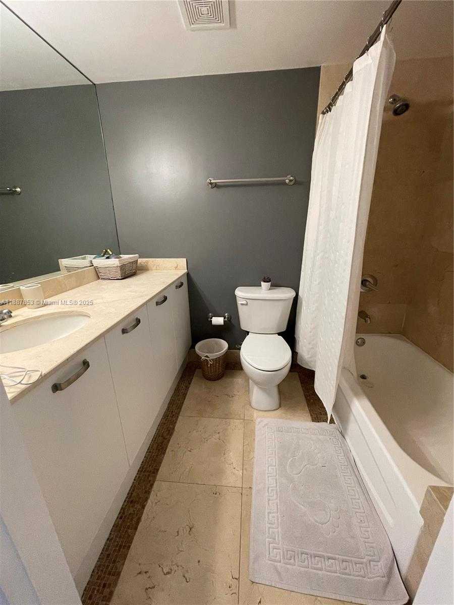 Small Image of 2030 SOUTH DOUGLAS RD #816, Coral Gables Number 18