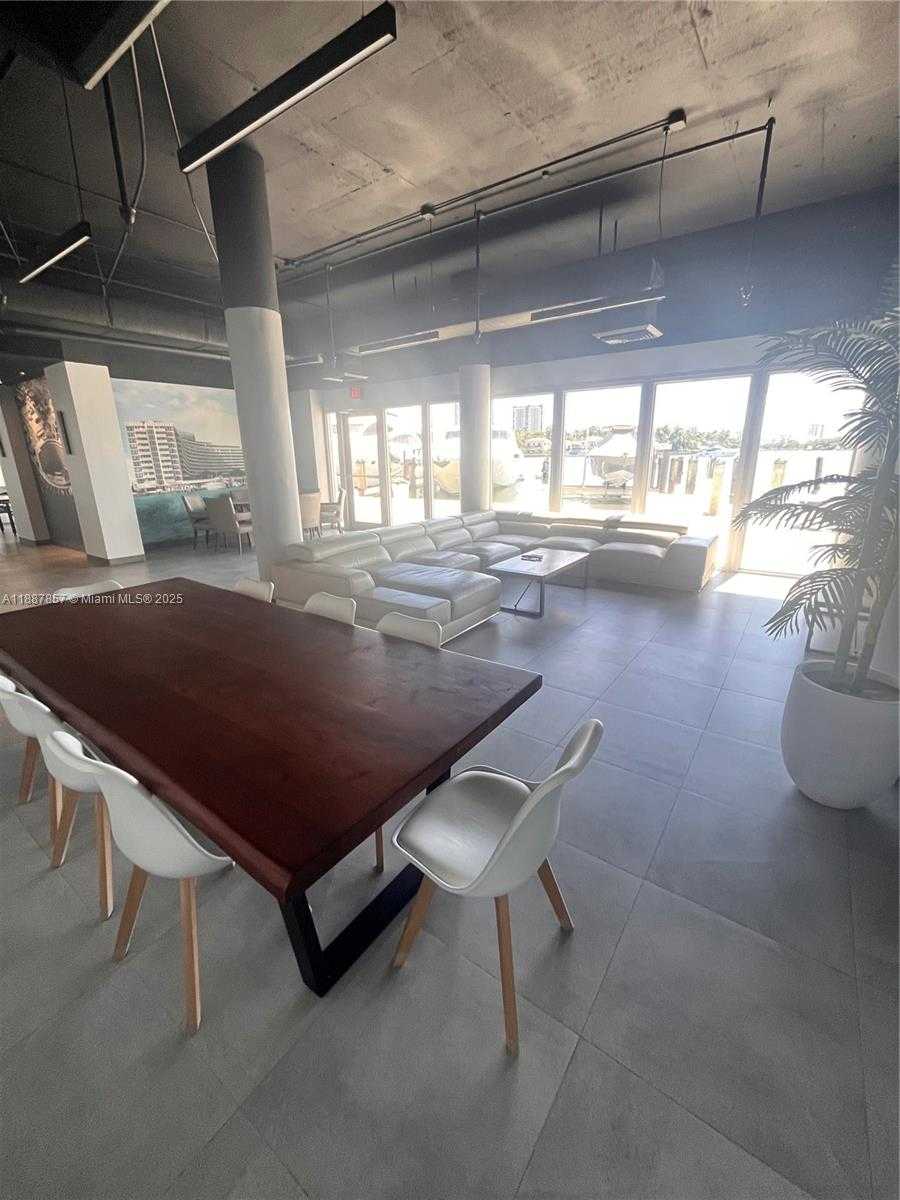 Small Image of 900 BAY DR #207, Miami Beach Number 17