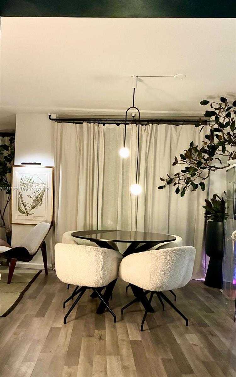 Small Image of 900 BAY DR #207, Miami Beach Number 4