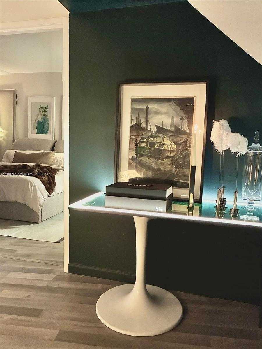 Small Image of 900 BAY DR #207, Miami Beach Number 5